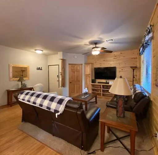 Apartment Cozy White Mountain Getaway! Show Low