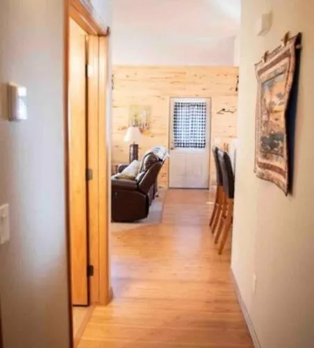 Cozy White Mountain Getaway!
